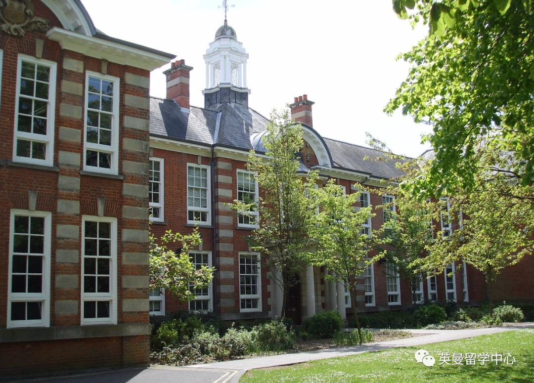 南安普顿英国大学排名,英国的南安普顿大学怎么样