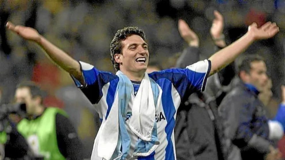 回顾梅西经典的五次替补登场,当初帮助梅西的教练