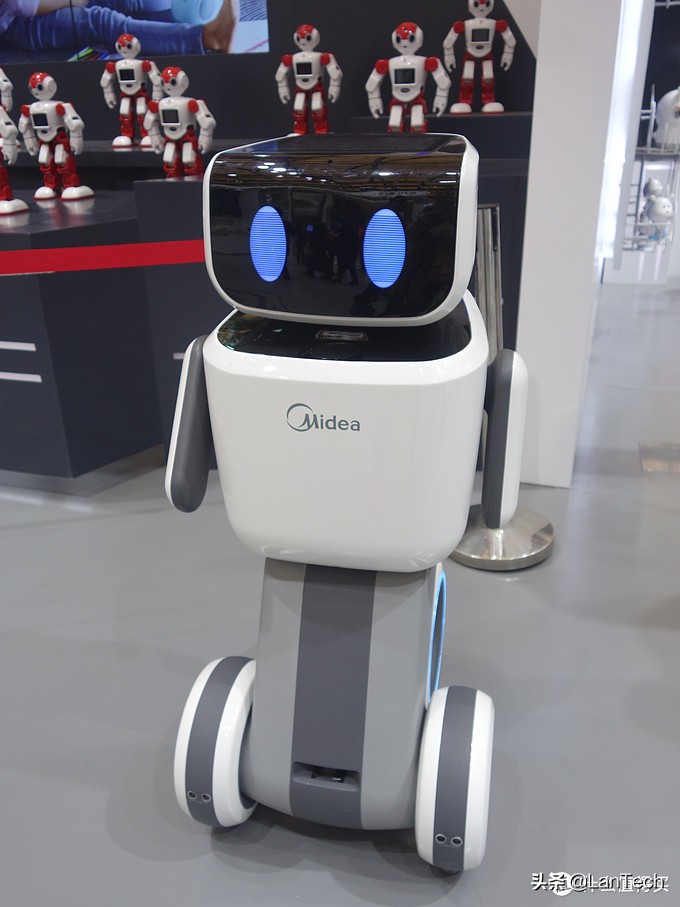 暴走两万步！海量图片带你游览2017年AWE家电展