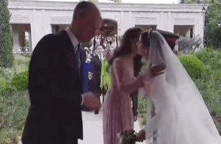 凯特王妃高级造型,凯特王妃穿蓝色格子英伦风