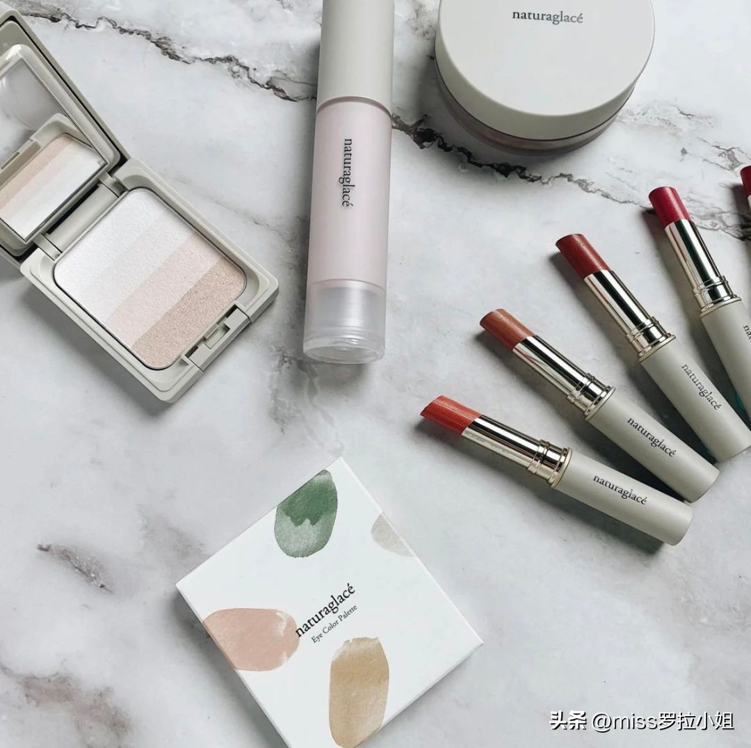 除了护肤品还有什么化妆品好,除了护肤品还能用什么保湿