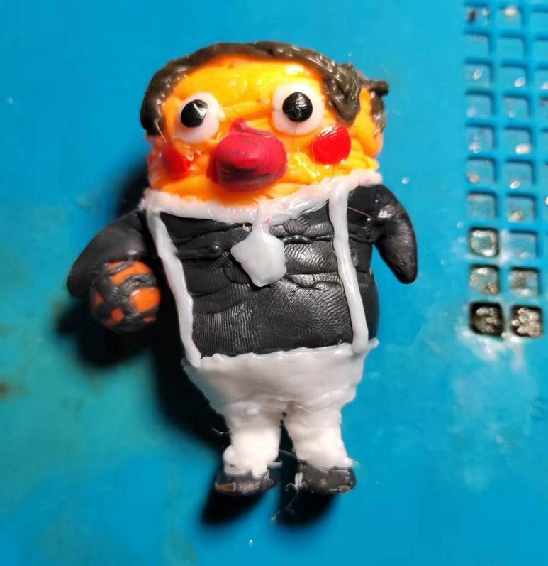 用3d打印笔自制一把98k模型,用3d打印笔自制鱿鱼面具