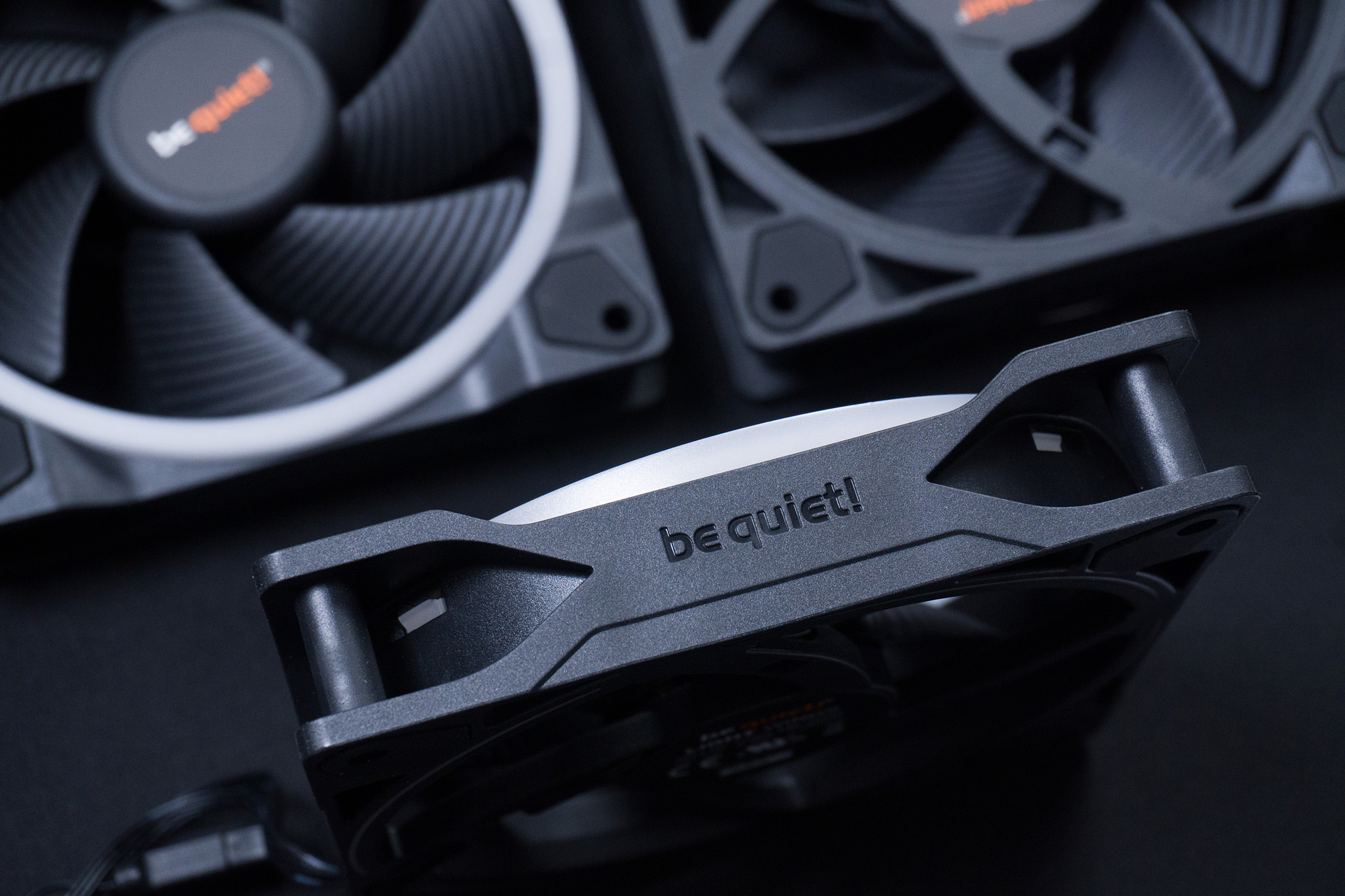 给机箱加隔音棉,给机箱加防尘网