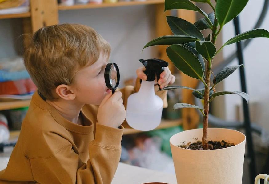 我们应该如何正确对待自闭症,1岁半自闭症孩子能干预成功吗