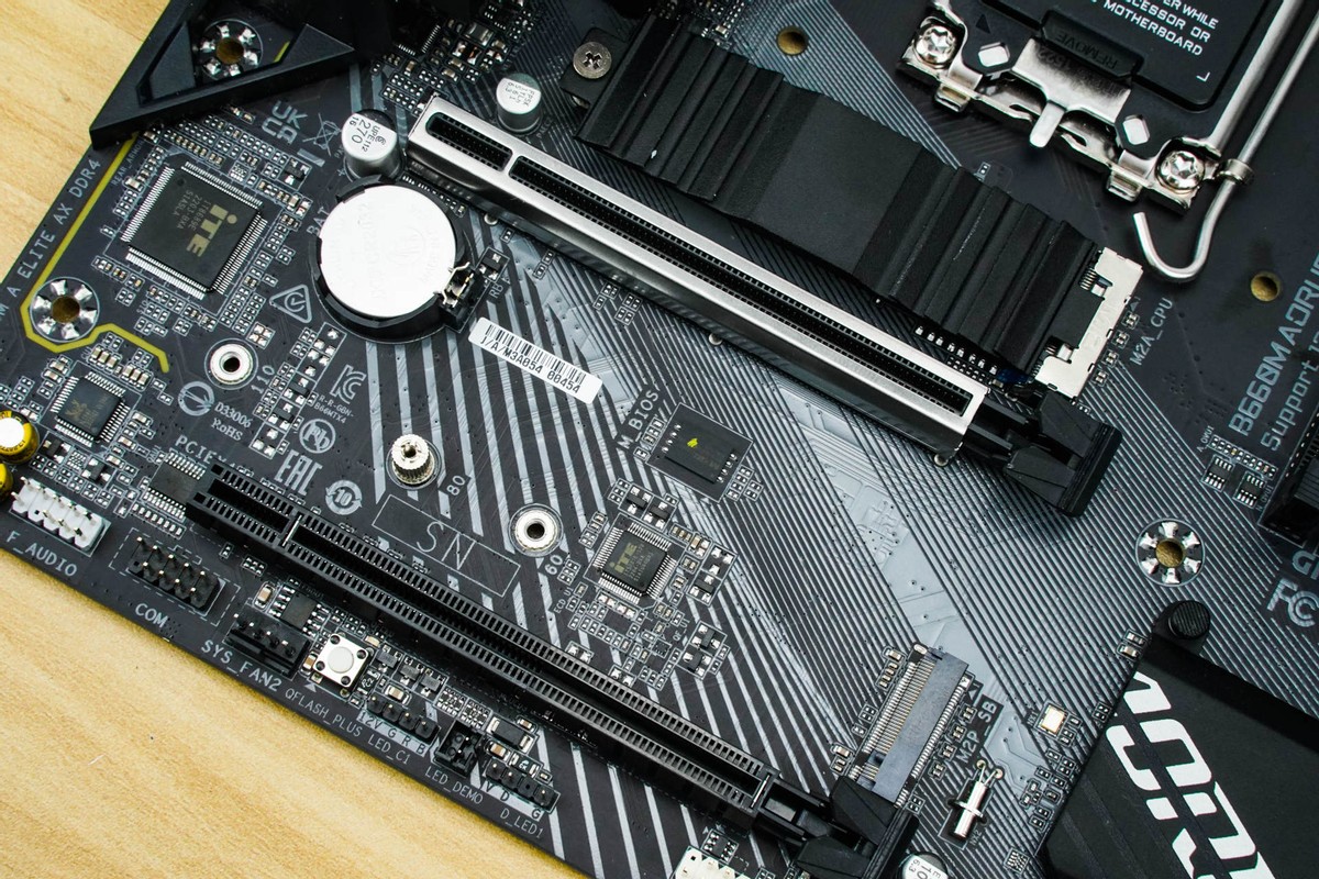 DIY一台喜欢的电脑，感觉工作效率都提高了