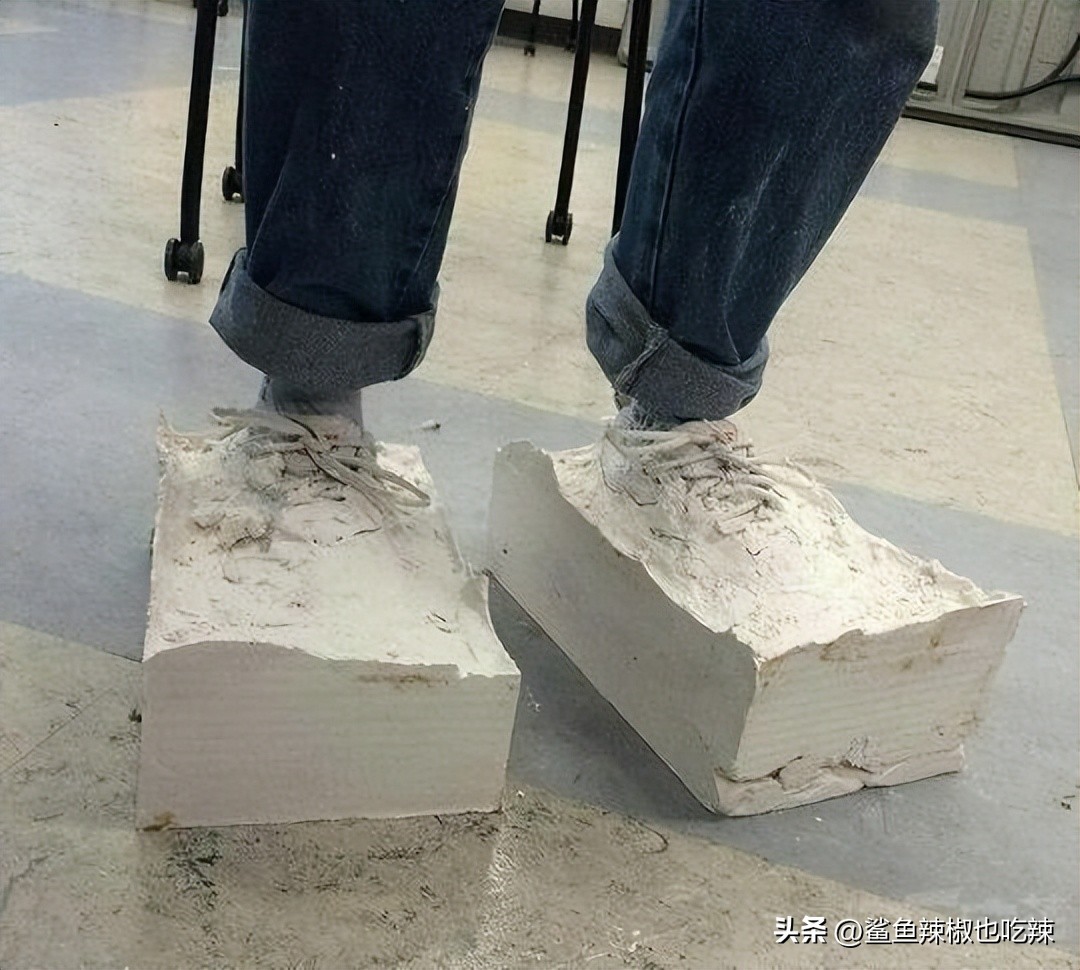 今天你看了吗,治好脚气以前的袜子还能穿吗