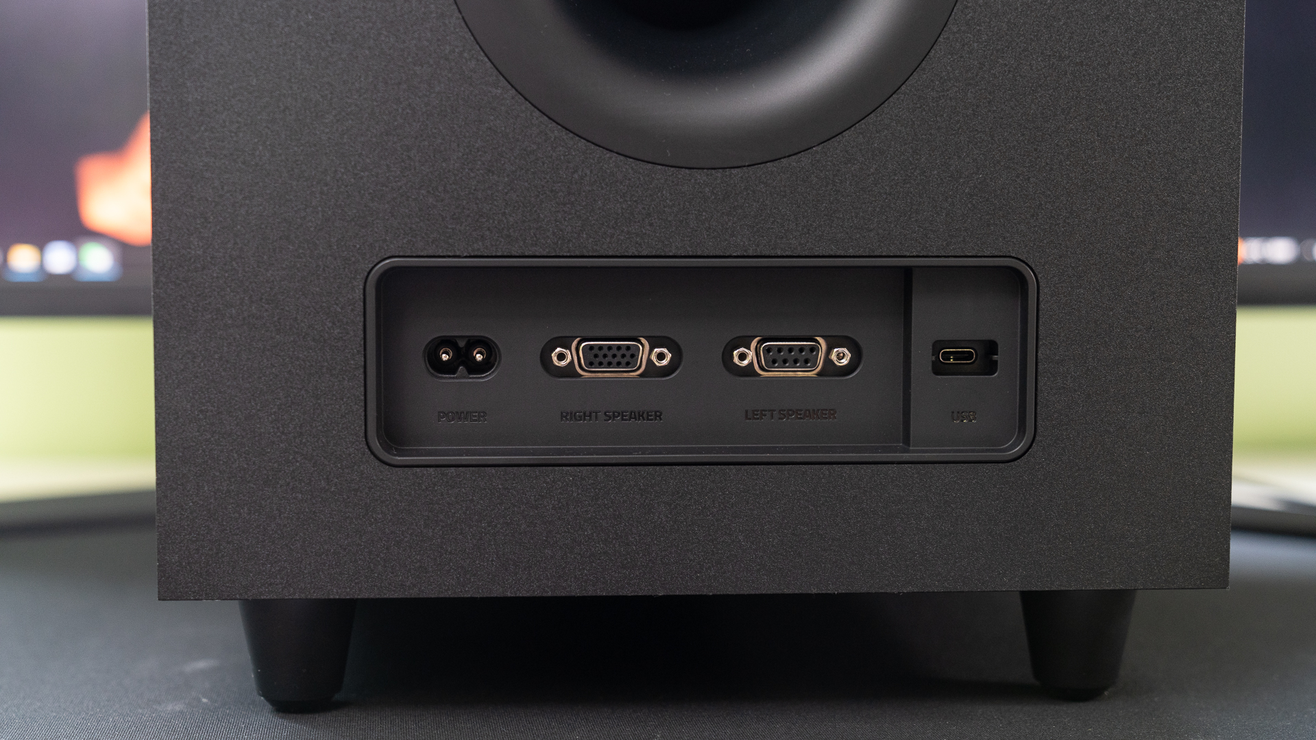 雷蛇天狼星v2听声辨位,雷蛇利维坦v2和天狼星v2怎么选