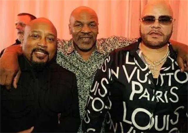 慈父泰森,泰森57岁复出病好了没有