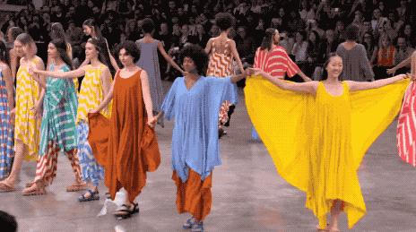 乔布斯黑色毛衣是什么品牌,乔布斯毛衣价格