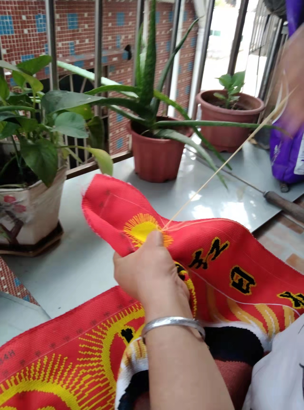 淅川张河村：“家书”激励在外务工的张河人满格战疫情