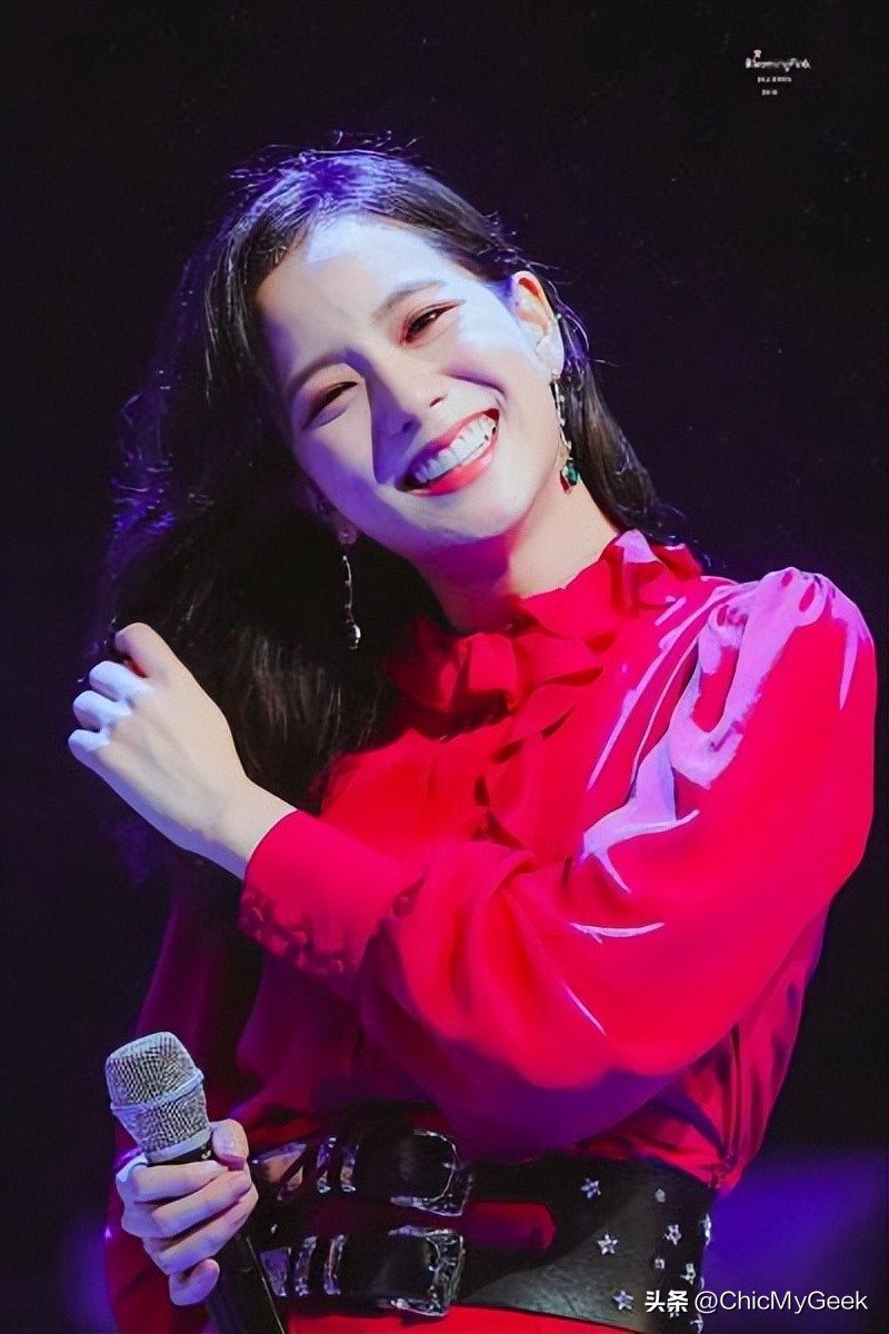 blackpink成员jisoo长相,blackpink早期照片jisoo