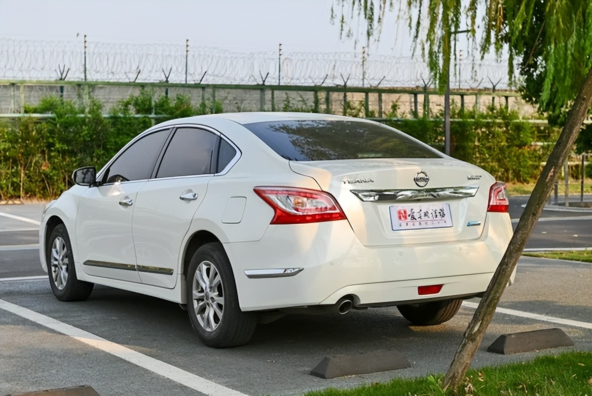 二手日产天籁7万元中山,全网价格最低二手日产天籁