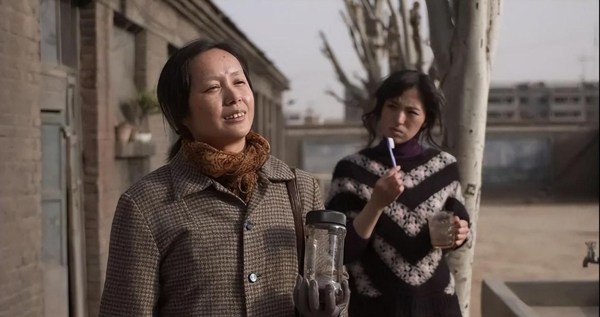 蒋雯丽以前是龅牙吗,蒋雯丽龅牙哪里的口音