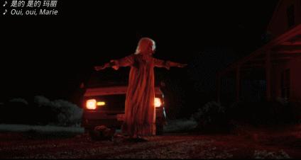 白发老妇在血色中“一夜回春”?通过杀戮释放欲望,只能说太奇葩