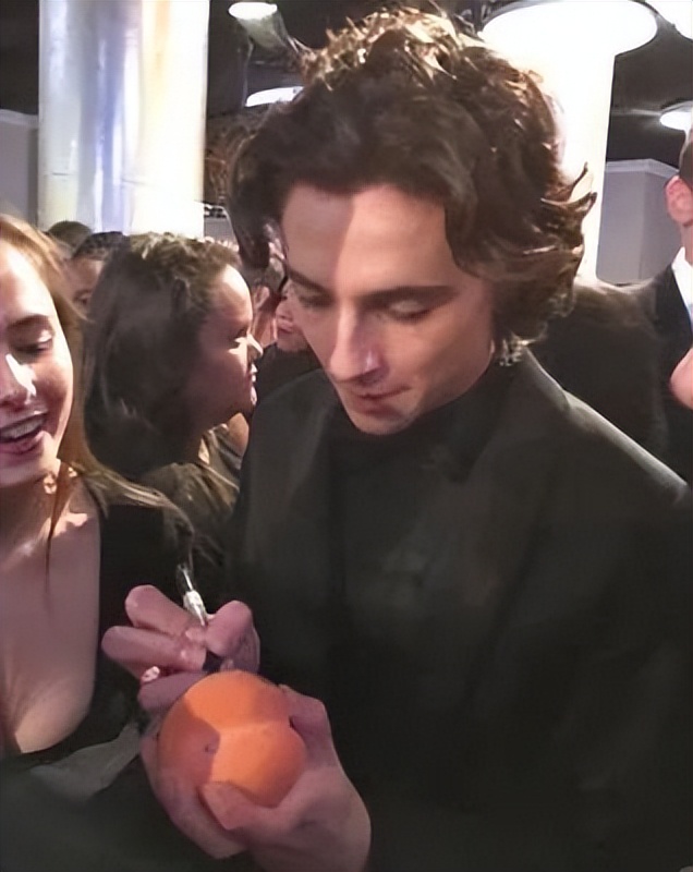 莱昂纳多最帅气的几张照片,莱昂纳多最帅的四个镜头