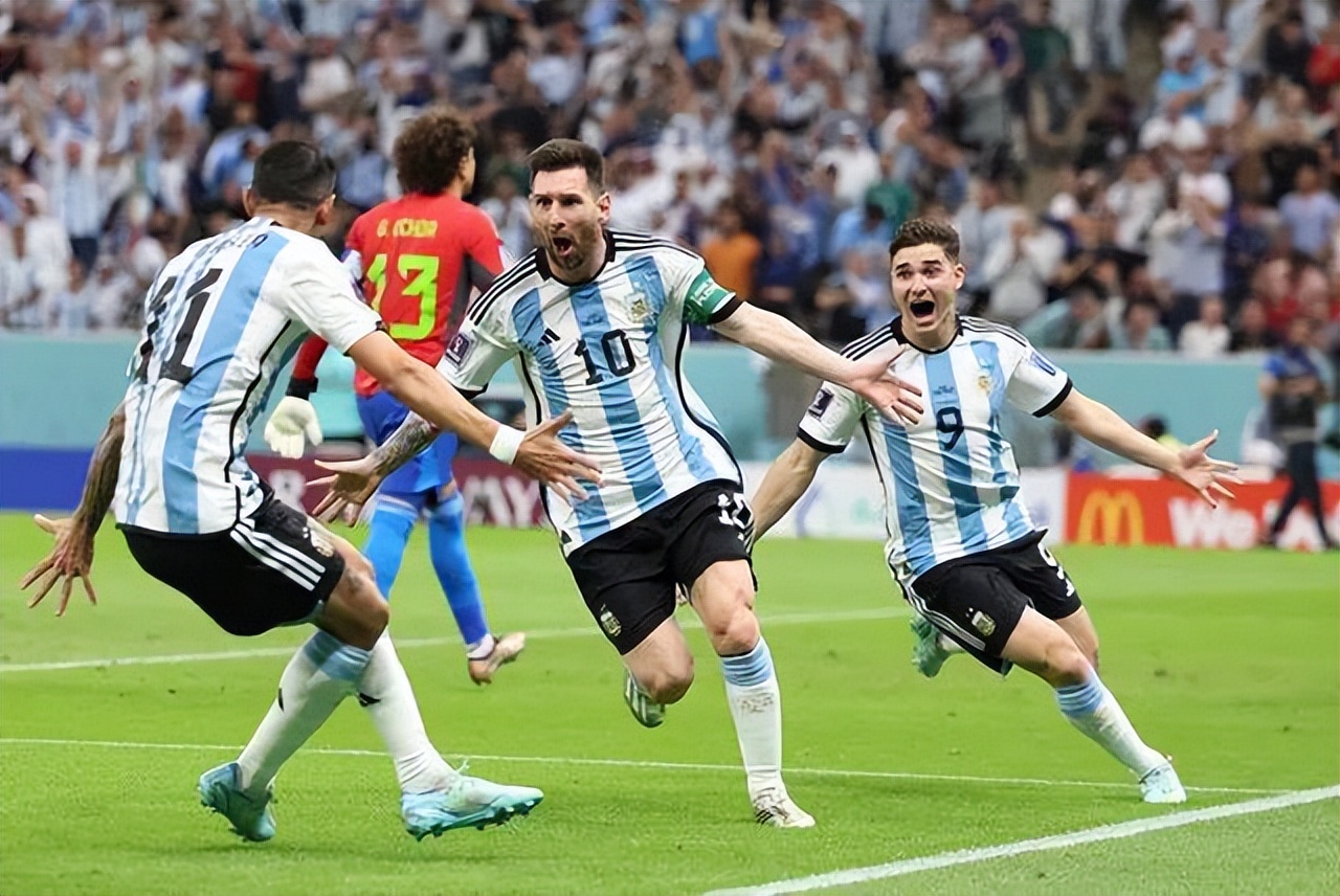 梅西1球2助再现球王级发挥,球王梅西世界杯冠军合集