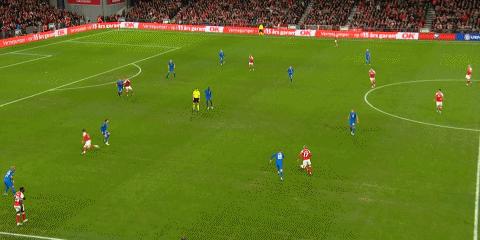 哈兰德和霍伊伦谁强,赫伊伦德哈兰德