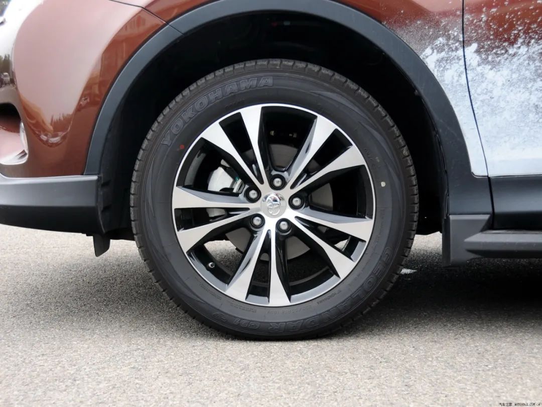 二手车丰田rav4荣放四驱,二手车rav4荣放4驱2015款