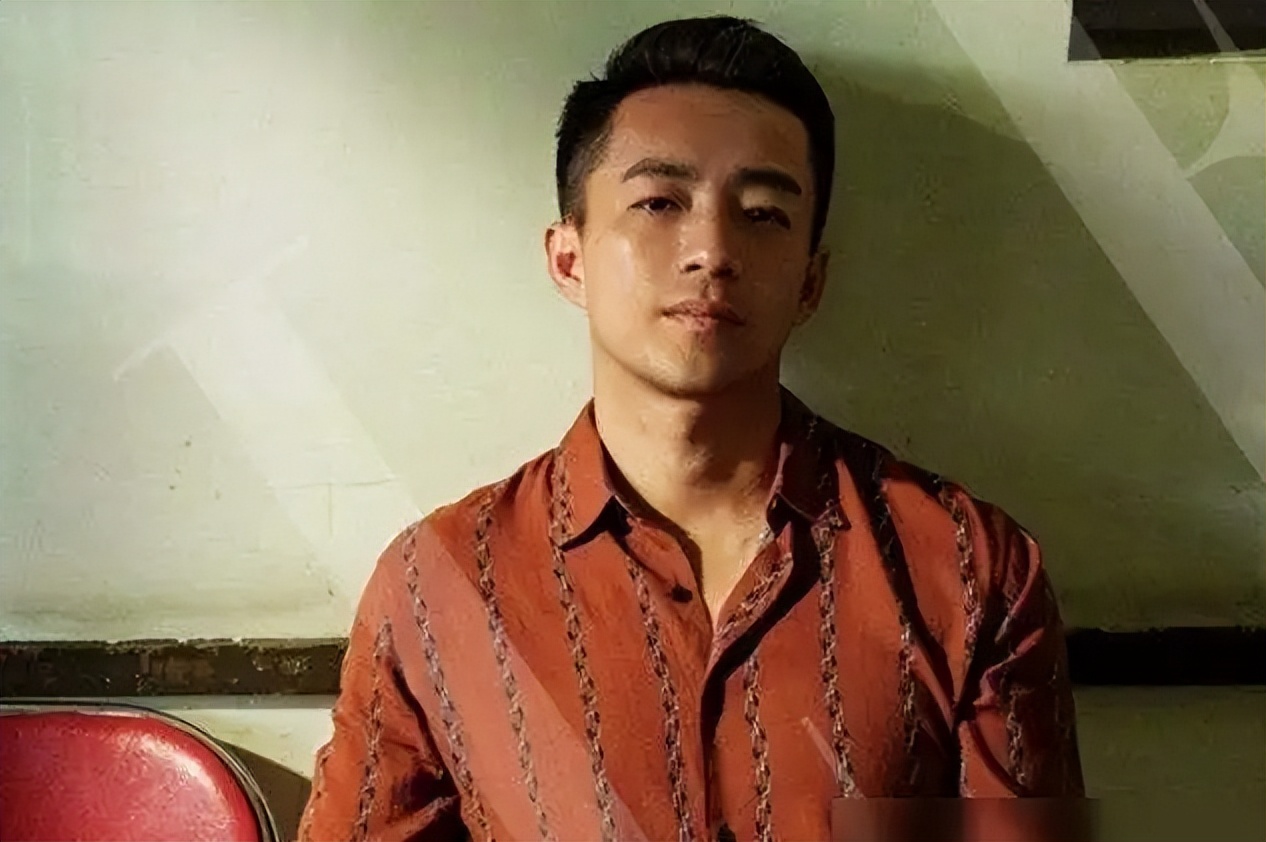 鐜颁换鑰佸叕琚墠浠婚獋,鐜颁换涓堝か琚墠澶獋