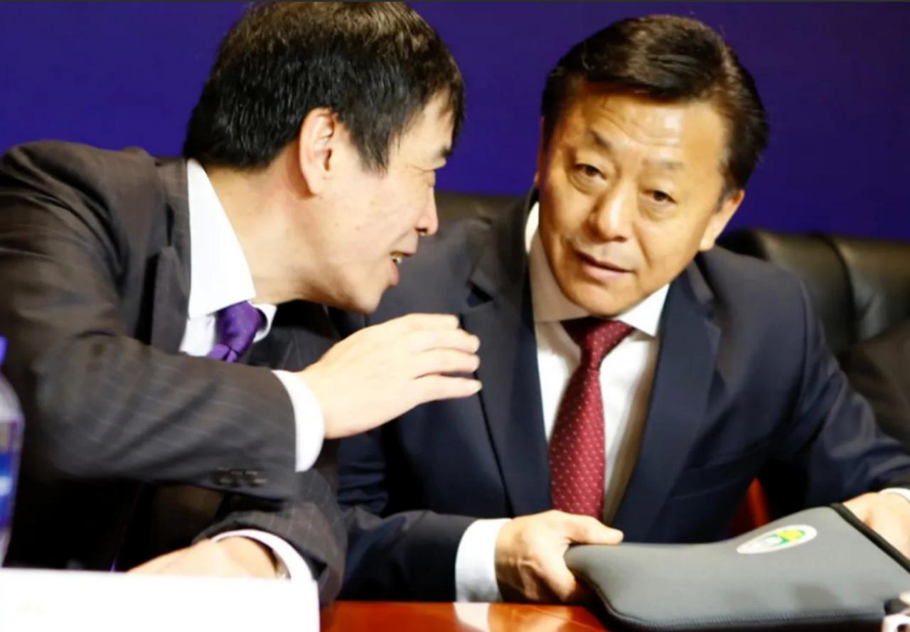 副部级的张新起是无期，那足球界的反腐风暴这次应该是死刑吧