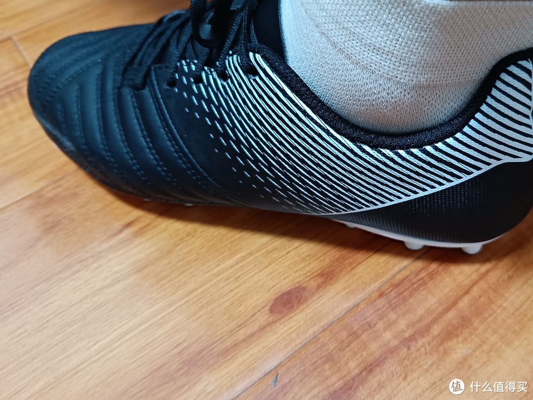 迪卡侬100多的鞋子,迪卡侬100块钱以下的足球