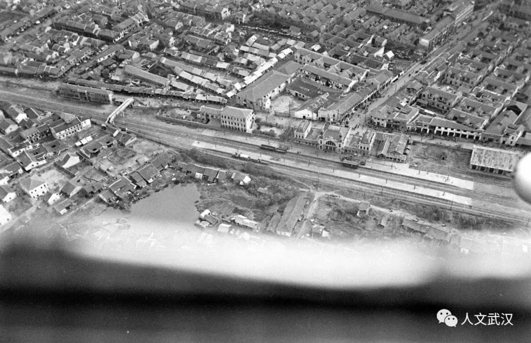 50年代的汉口三眼桥,武汉汉口古镇留影