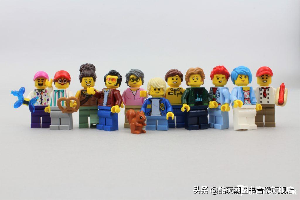 乐高翻滚过山车开箱并拼装,乐高过山车10303开箱