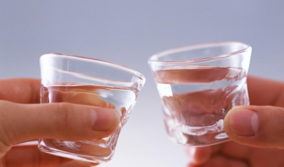 酒局上别人劝酒怎么办,酒局如何避免劝酒