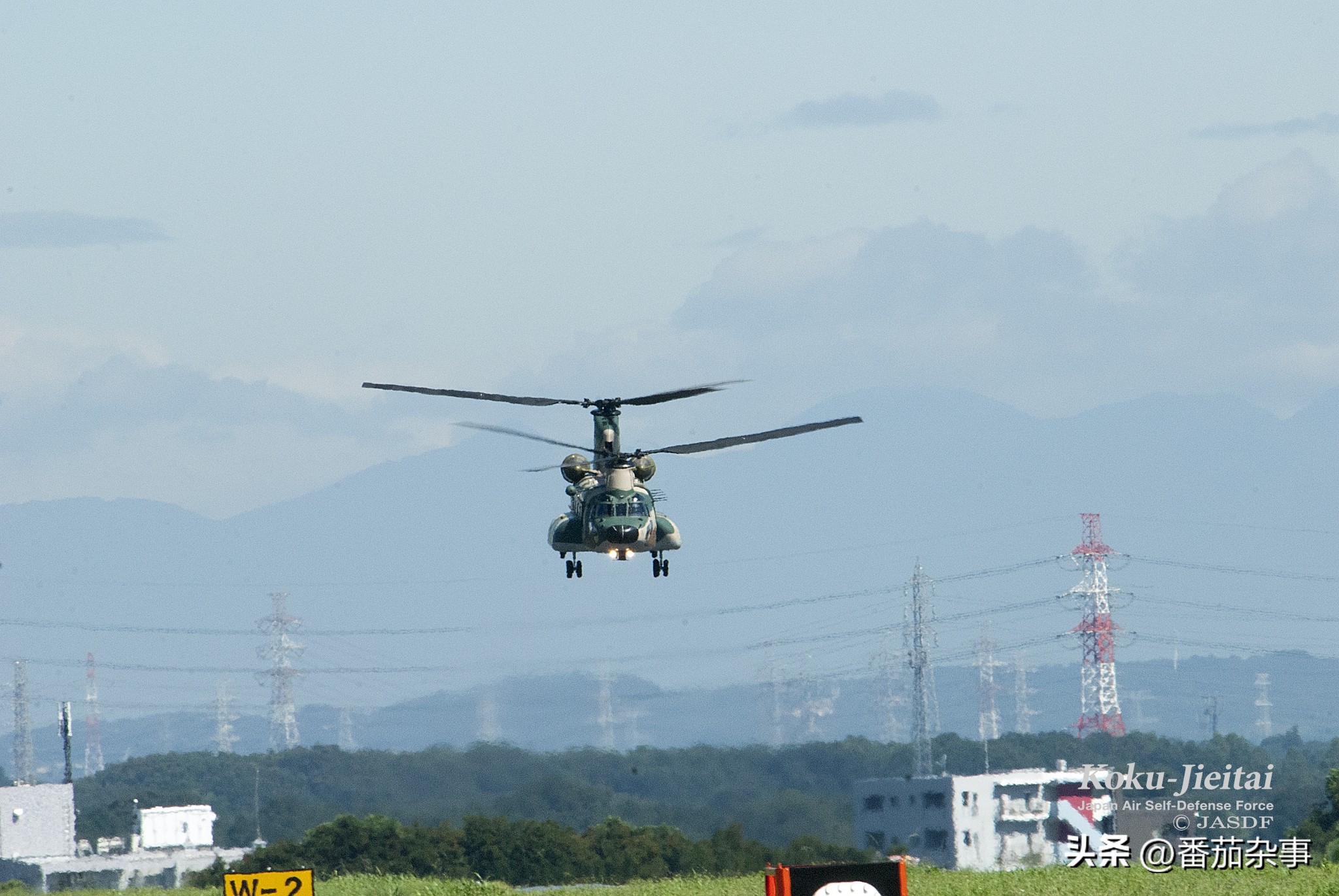 自卫队mh53直升机,日本陆上自卫队ch-47直升机