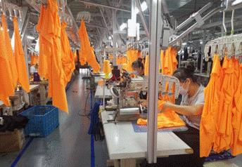 从“0感”衬衫到冰袋背心，红豆65年坚守只为人民舒适