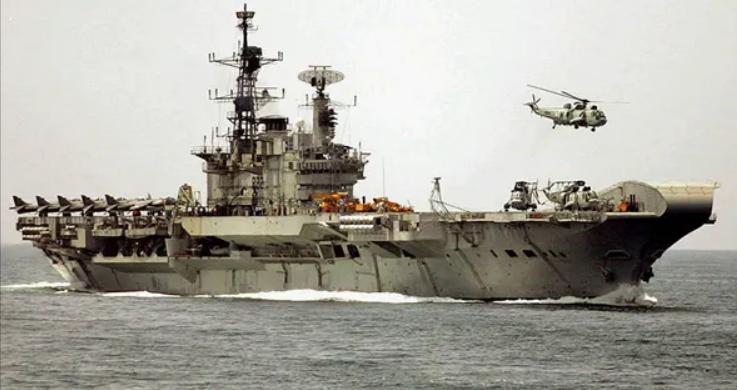 003型航母与印度航母网友评论,003航母和印度航母的直观对比