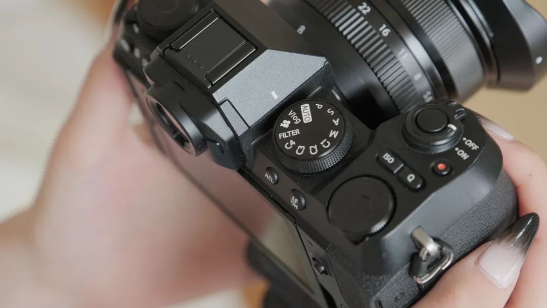 富士x-s20高感测评,富士x-s20几画幅