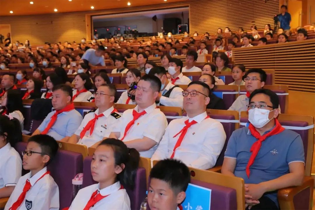 少年儿童心向党活动展览,老少童声颂党恩携手迈向新征程