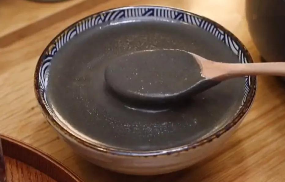 中老年人补钙喝牛奶好还是奶粉好,中老年人补钙还是喝牛奶