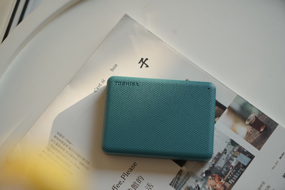 东芝v10移动硬盘评测,东芝移动硬盘a3和v10哪个好