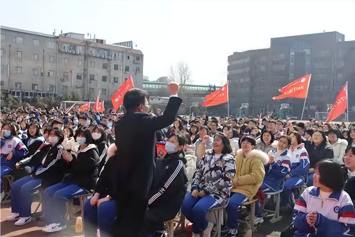 走出1省委书记,山东1中学再添举措经典启智赛事育人,决胜高考