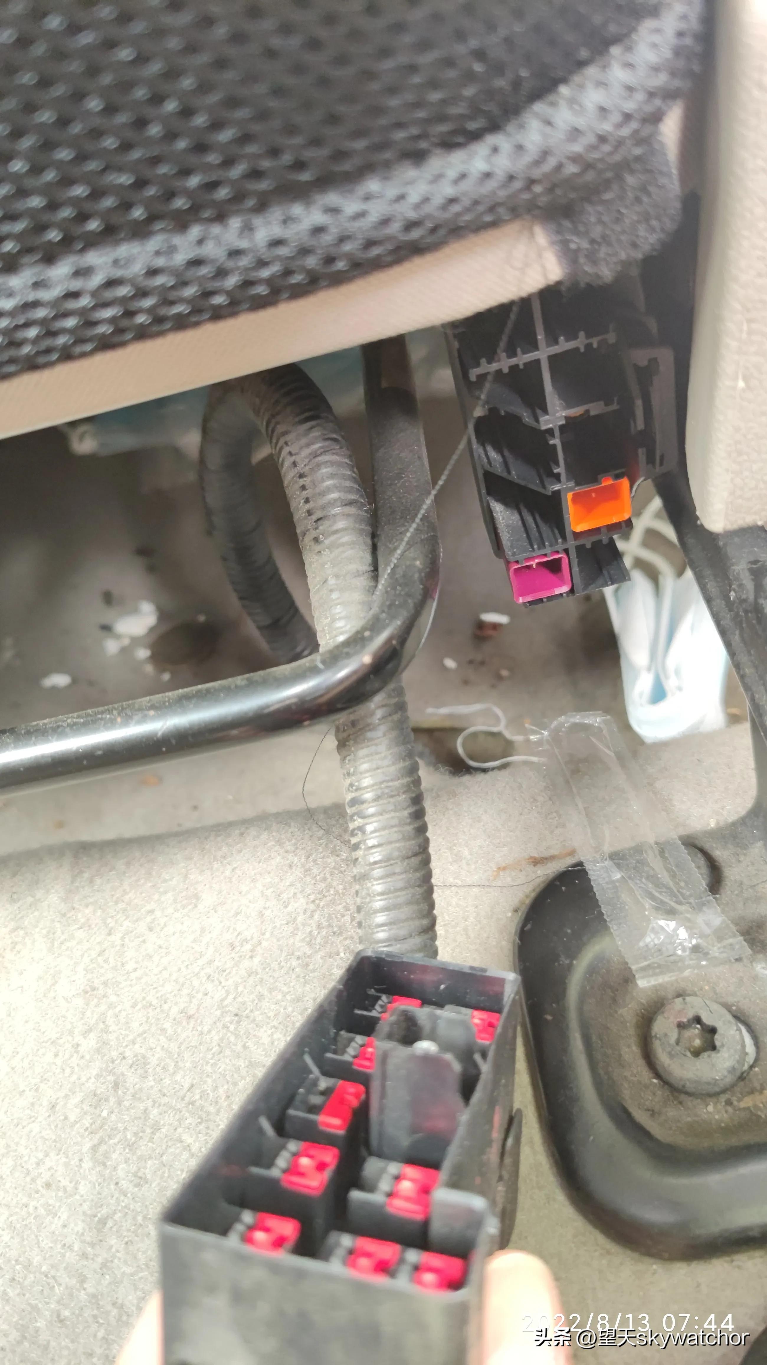 07福克斯鼓风机调速电阻,07款福克斯鼓风机电阻经常烧坏