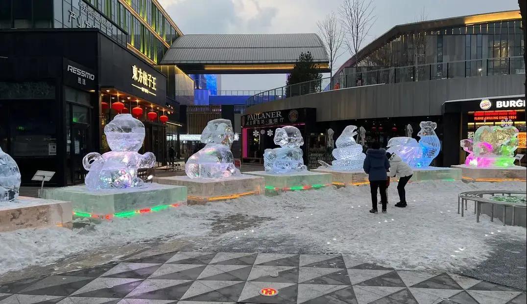 冬天带你去滑雪看冰雕,滑雪场和冰雕推荐