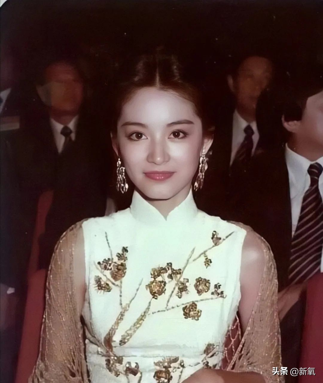 高颅顶怎么掩饰发际线,高颅顶会显得发际线低吗