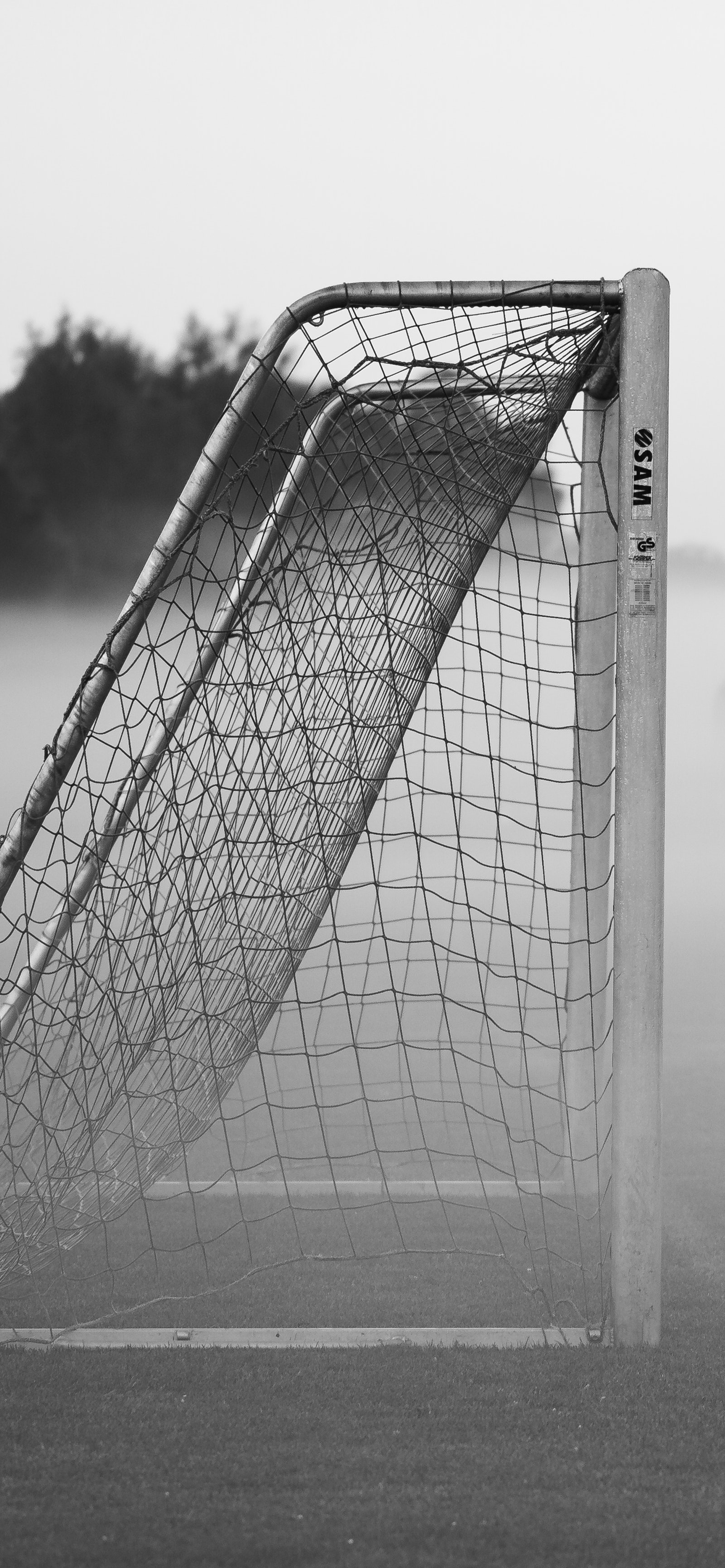 iphone13足球壁纸全面屏,苹果13pro足球壁纸