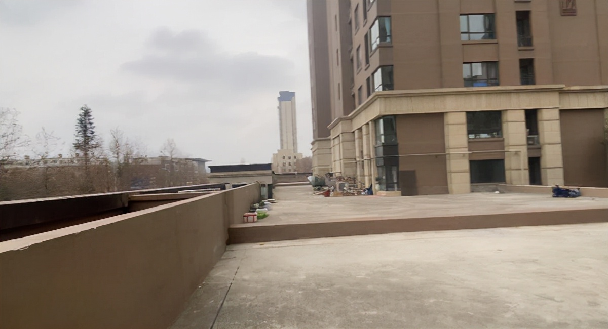 饭馆油烟机允许装到小区里,餐馆把油烟机安在小区怎么处理