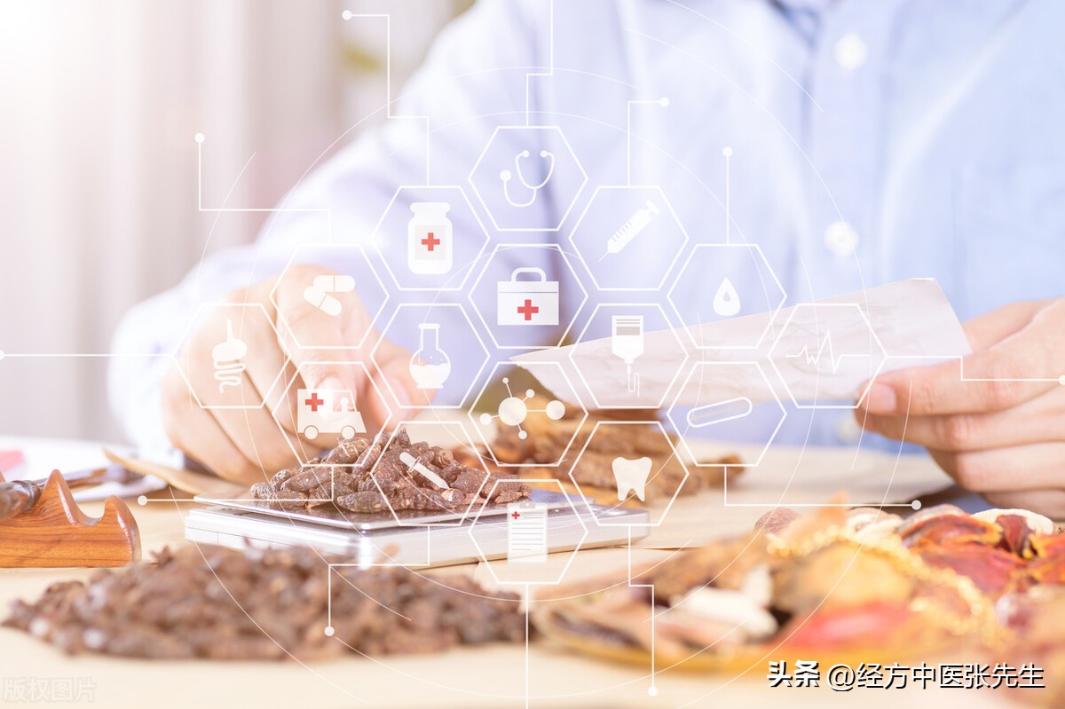 阴囊多汗，口臭，口疮：中医滋阴补肾，除湿降火治愈