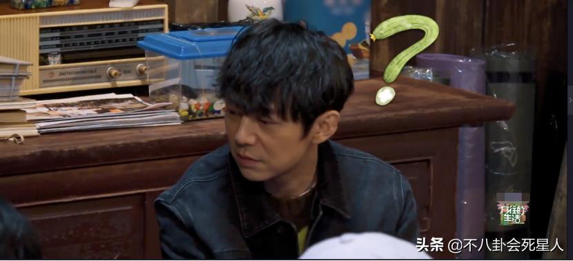 刘晓庆戴头套,刘晓庆戴假发吗