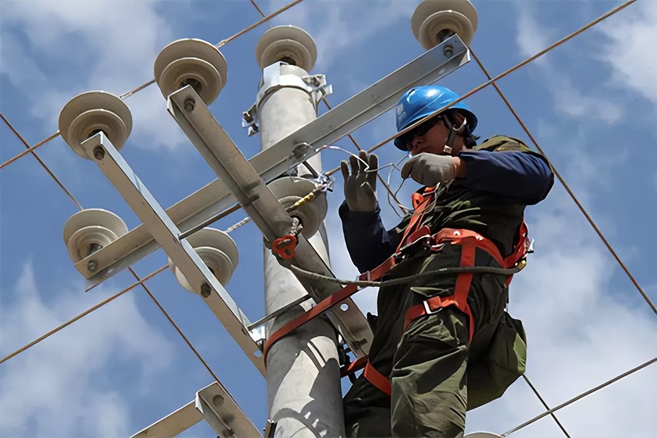 刚开始学电工应该怎么入门,新手电工应该学习的电工技术基础