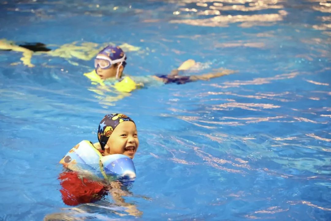 白云机场t1航站楼附近的酒店,广州白云机场附近住宿攻略