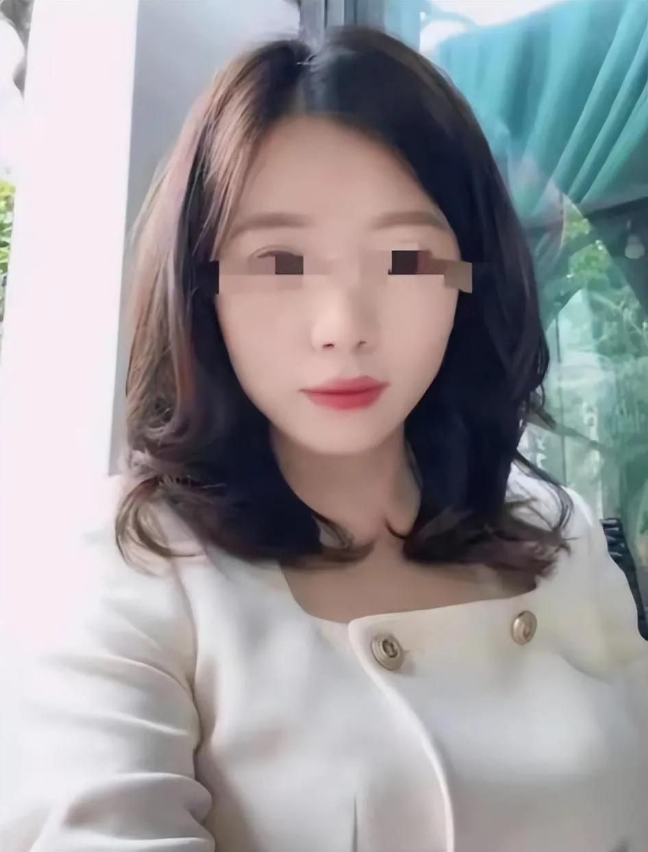 柳州梁局长出轨,被妻子曝光聊天记录,网友:内容比小黄书还露骨