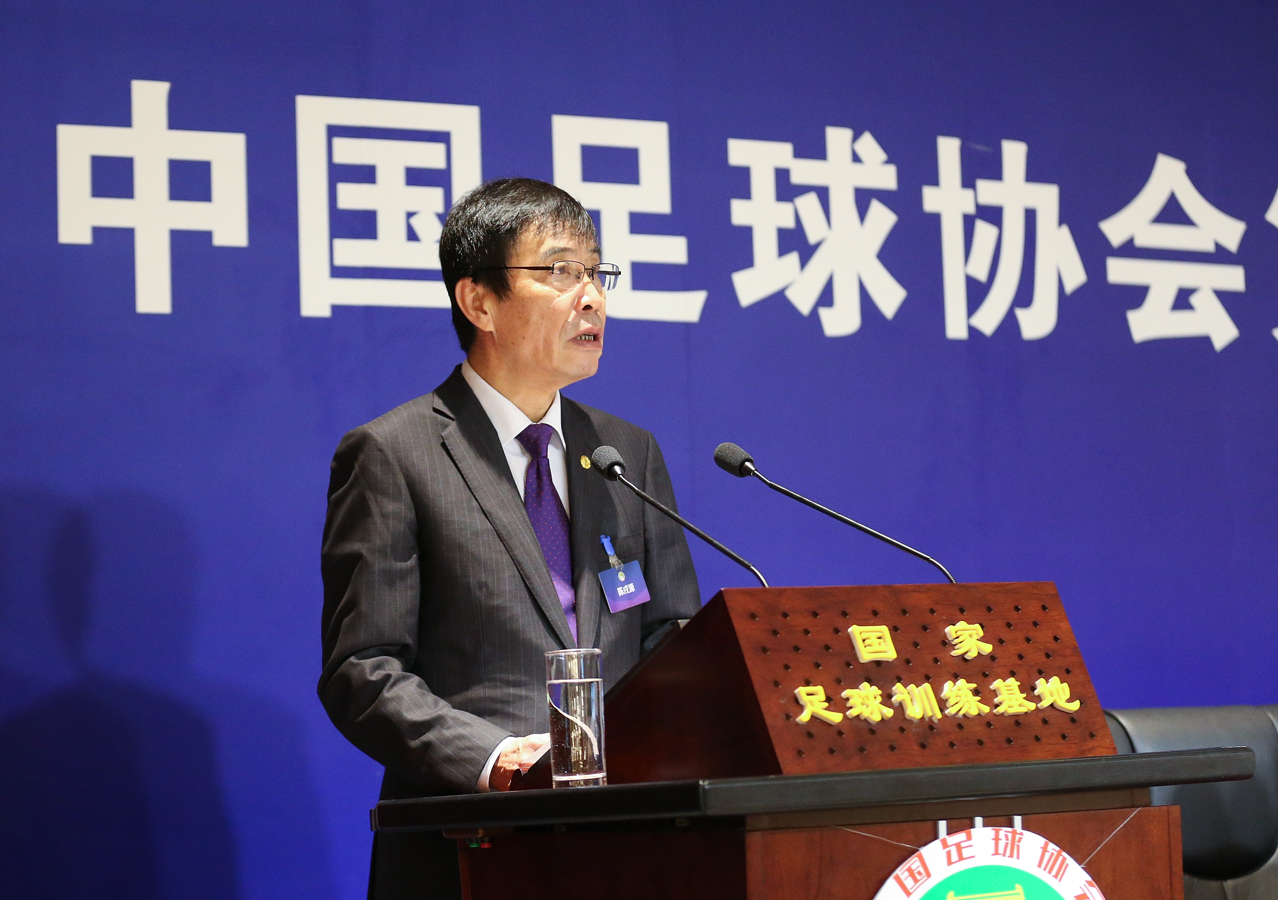 中国足球为啥那么烂,中国足球真烂