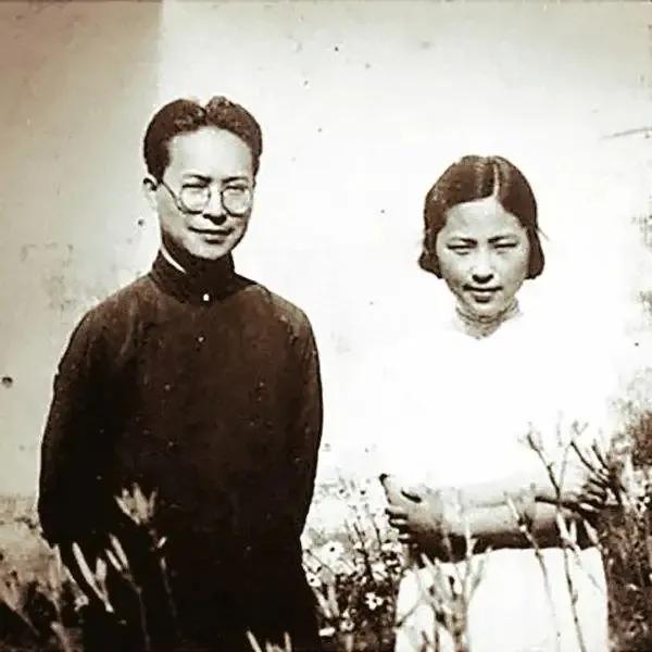 沈从文传奇人生书法,沈从文历史巨著