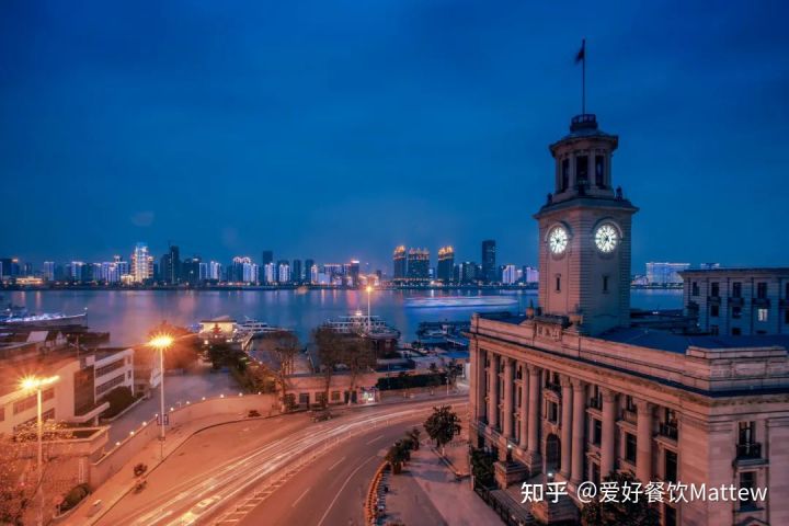 闷声发大财的3个暴利行业,闷声赚钱的10个实体店