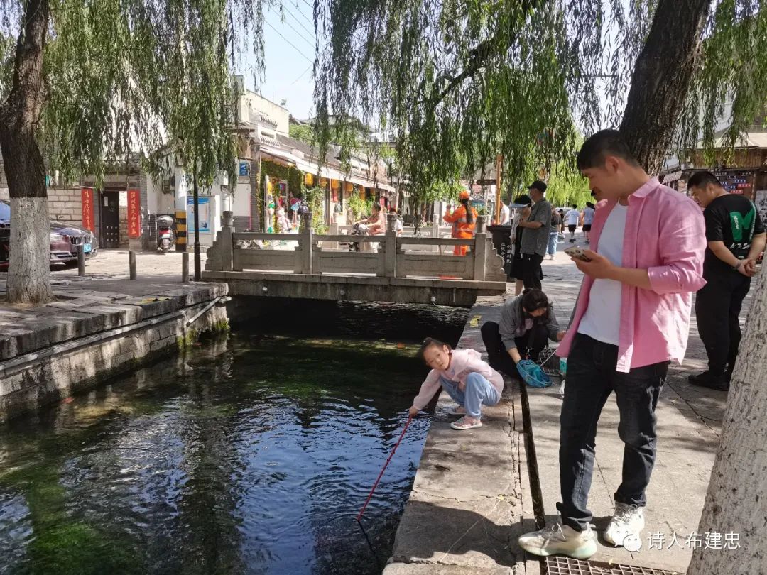 济南曲水亭街老街巷,今天济南曲水亭街人多吗